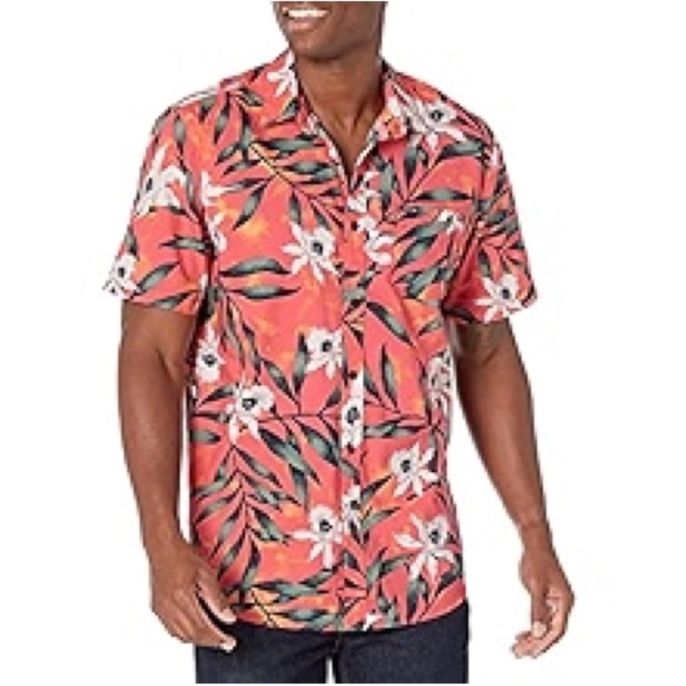 NWT: Volcom Classic Fit Tropical Hideout Shirt Sz: M